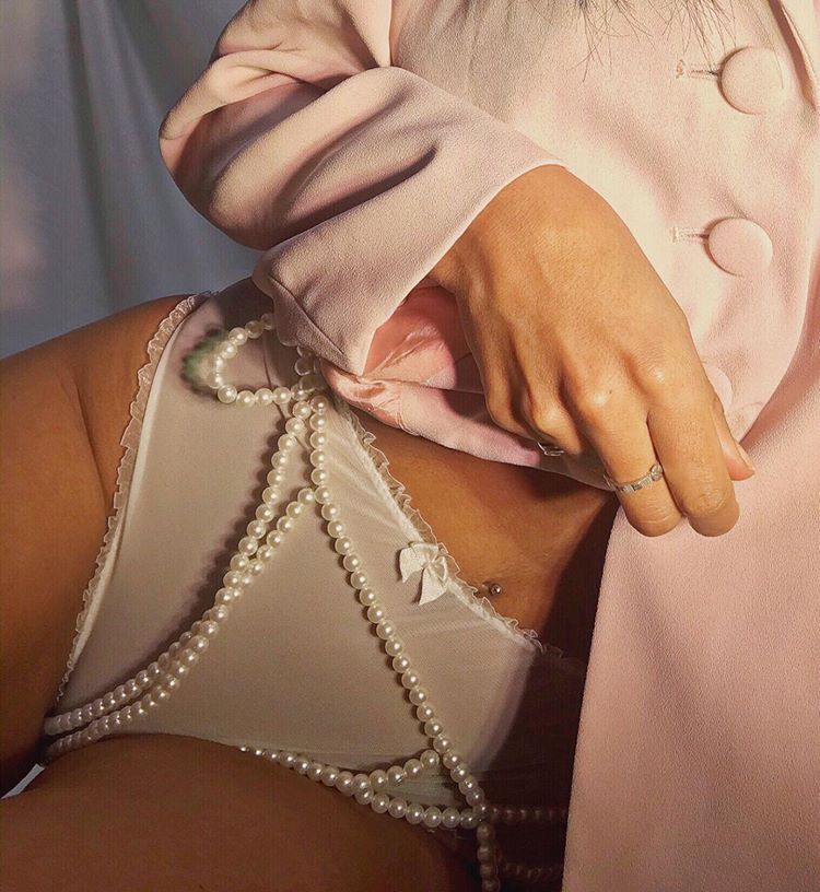 2025 Popular, 2020 Popular trade ins New nightclub wild atmosphere sexy big pearl shorts waist chain jewelry fb1454