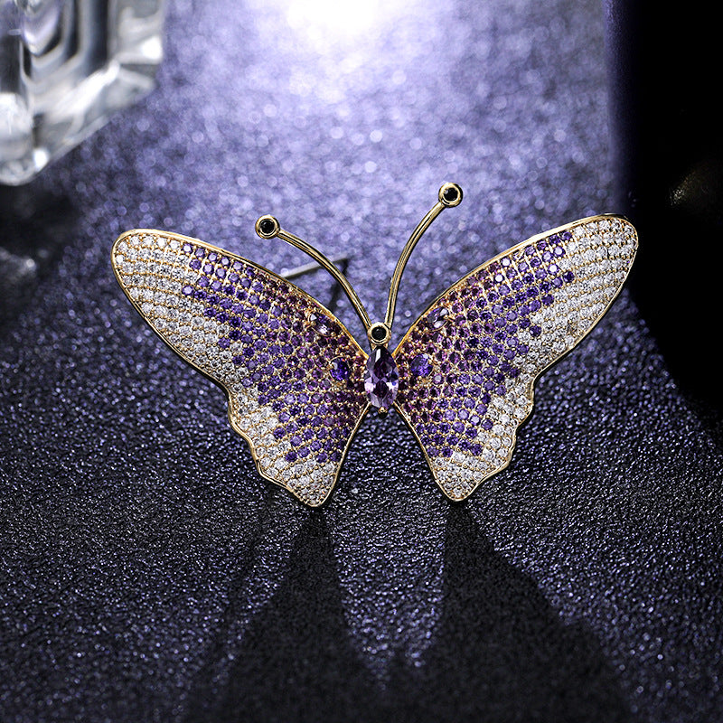 2025 New Sweet Butterfly Brooch Japanese and Korean Fashion Temperament Wedding Dinner Accessories Color Zircon Brooch