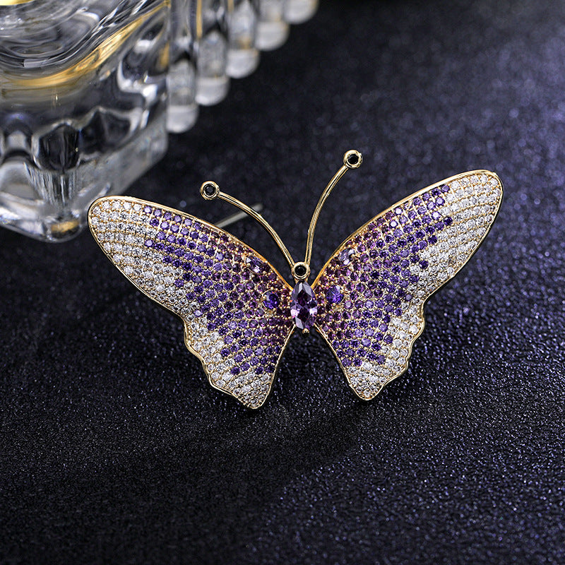 2025 New Sweet Butterfly Brooch Japanese and Korean Fashion Temperament Wedding Dinner Accessories Color Zircon Brooch