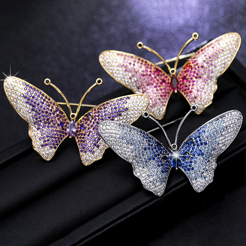 2025 New Sweet Butterfly Brooch Japanese and Korean Fashion Temperament Wedding Dinner Accessories Color Zircon Brooch