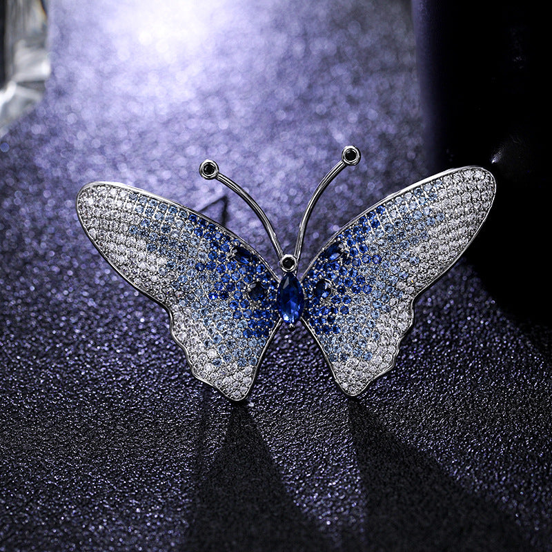 2025 New Sweet Butterfly Brooch Japanese and Korean Fashion Temperament Wedding Dinner Accessories Color Zircon Brooch