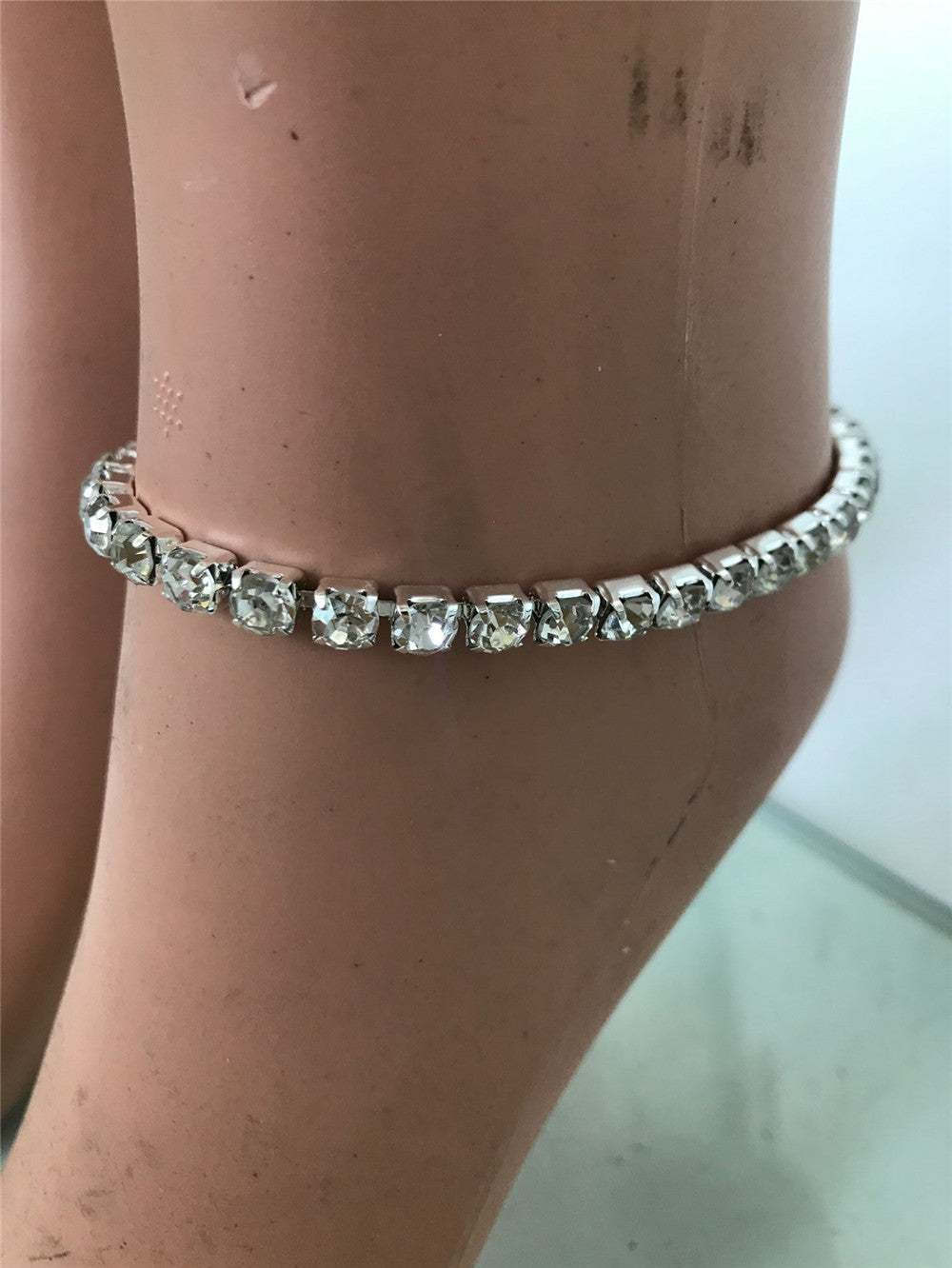 2025 Anklet bright diamond flash diamond set with diamond full diamond rhinestone single row diamond 4.5mm large diamond anklet fb1616