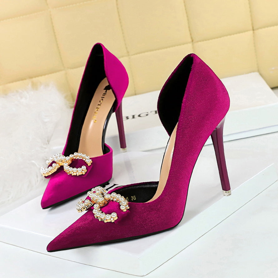 2025 1363-AK79 banquet women's shoes high heel suede shallow mouth pointed side hollow rhinestone buckle pearl bow single shoes