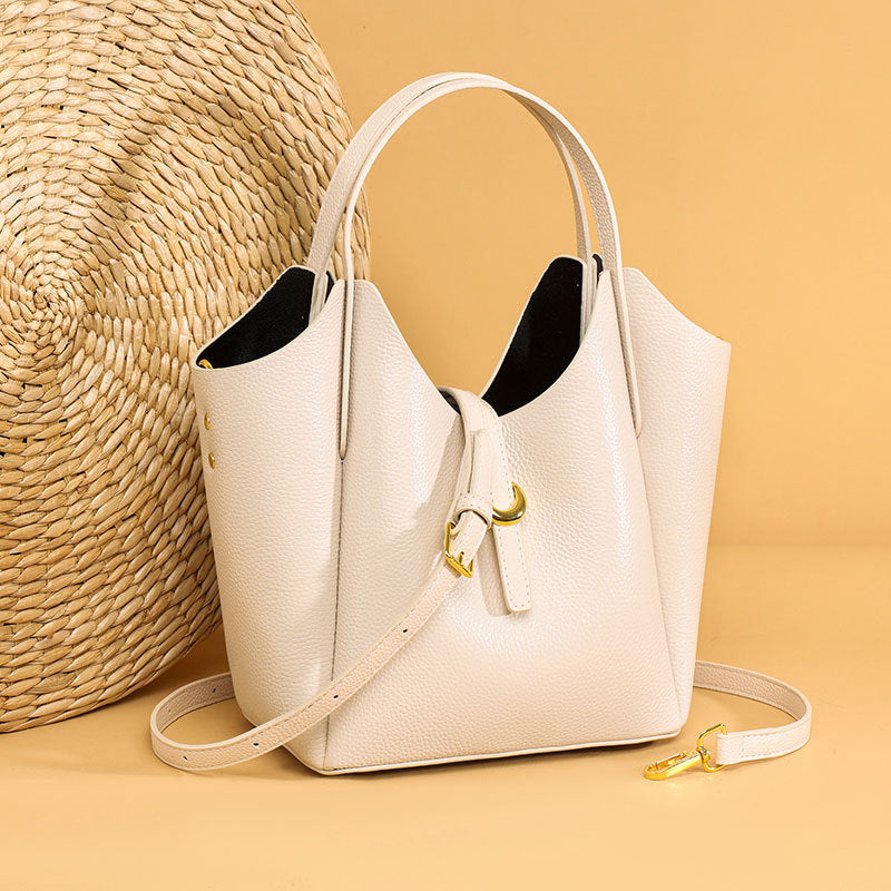 2025 Bucket bag New hot-selling women's bag high-end light luxury women's handbag lychee pattern leather commuter shoulder bag