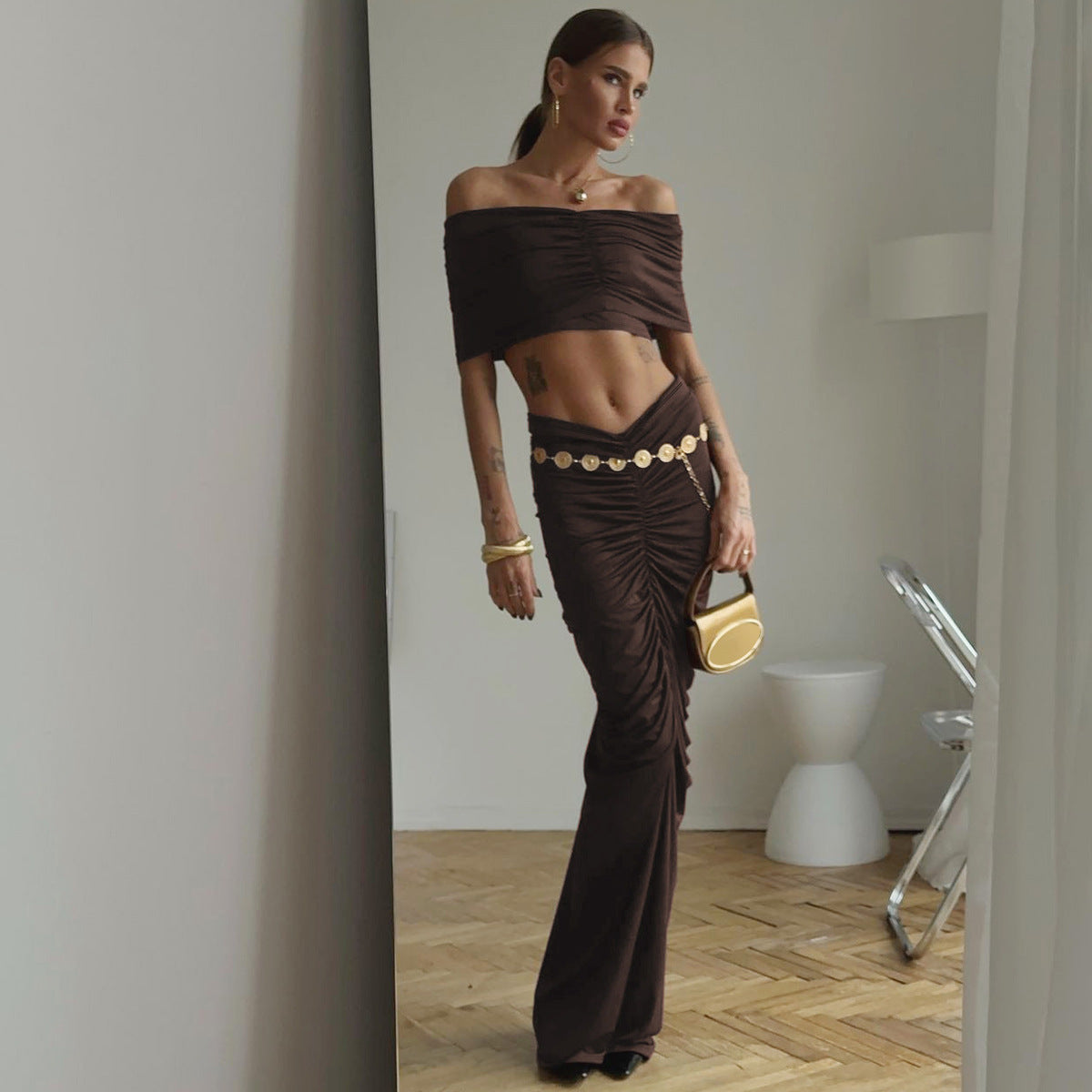 BENPAOLV 2025 popular Winter Women's New Fashion Sexy Outcrop Top Slim-fit Folded Skirt Two-piece Set