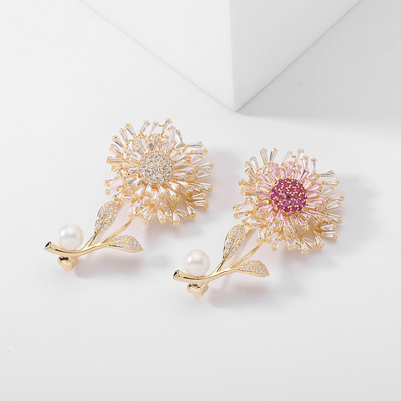 2025 High-end temperament clothing Women's tide corsage accessories Gold inlaid zircon pearl pin buckle decorative sunflower brooch