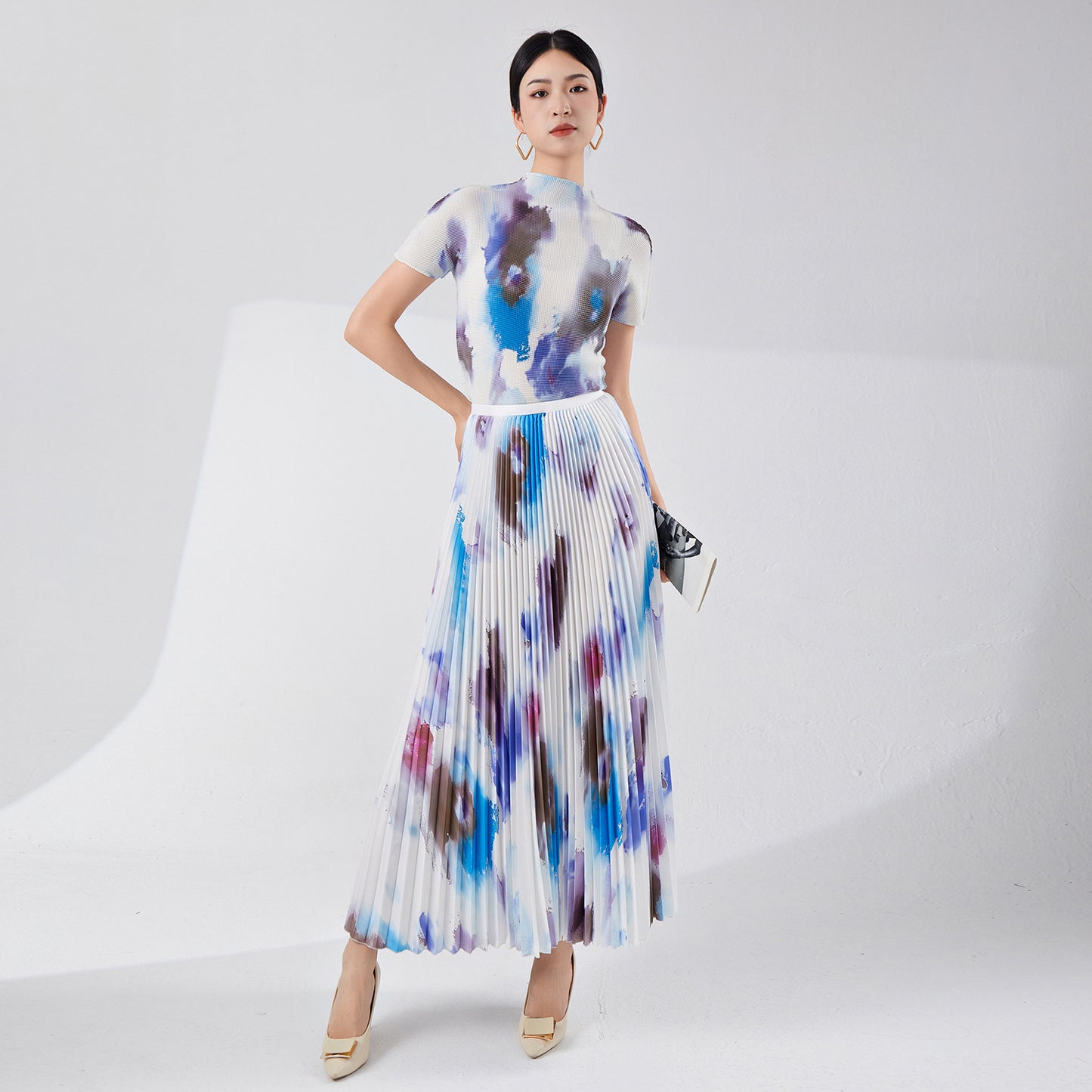 2025 Printed Set Skirt Women's Spring and Summer Cross-pleated Printed Short Sleeve T-Shirt Elastic Drop Skirt Two-piece Set
