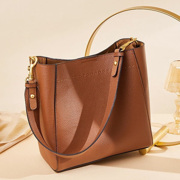 2025 Autumn and winter women's bags 2021 new fashionable retro leather large-capacity bucket bags versatile shoulder messenger bags