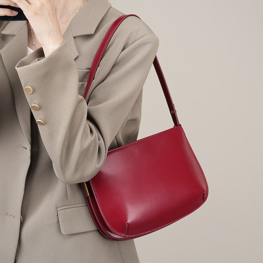 2025 Cowhide women's bag premium shoulder bag popular new summer leather underarm bag simple and versatile bag