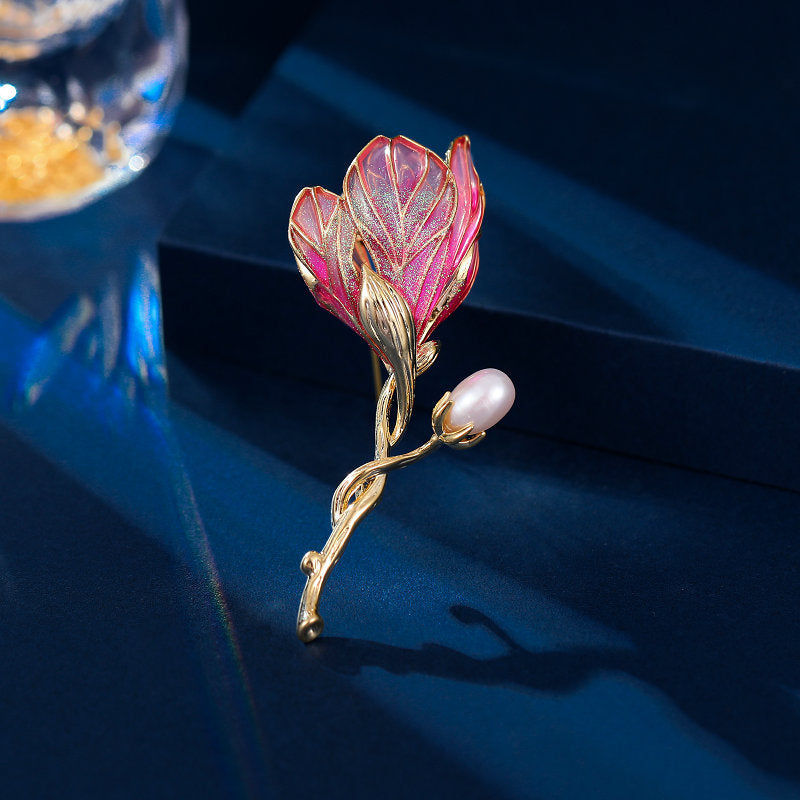 2025 New elegant temperament high sense autumn and winter clothing accessories corsage fixed enamel color dripping magnolia brooch