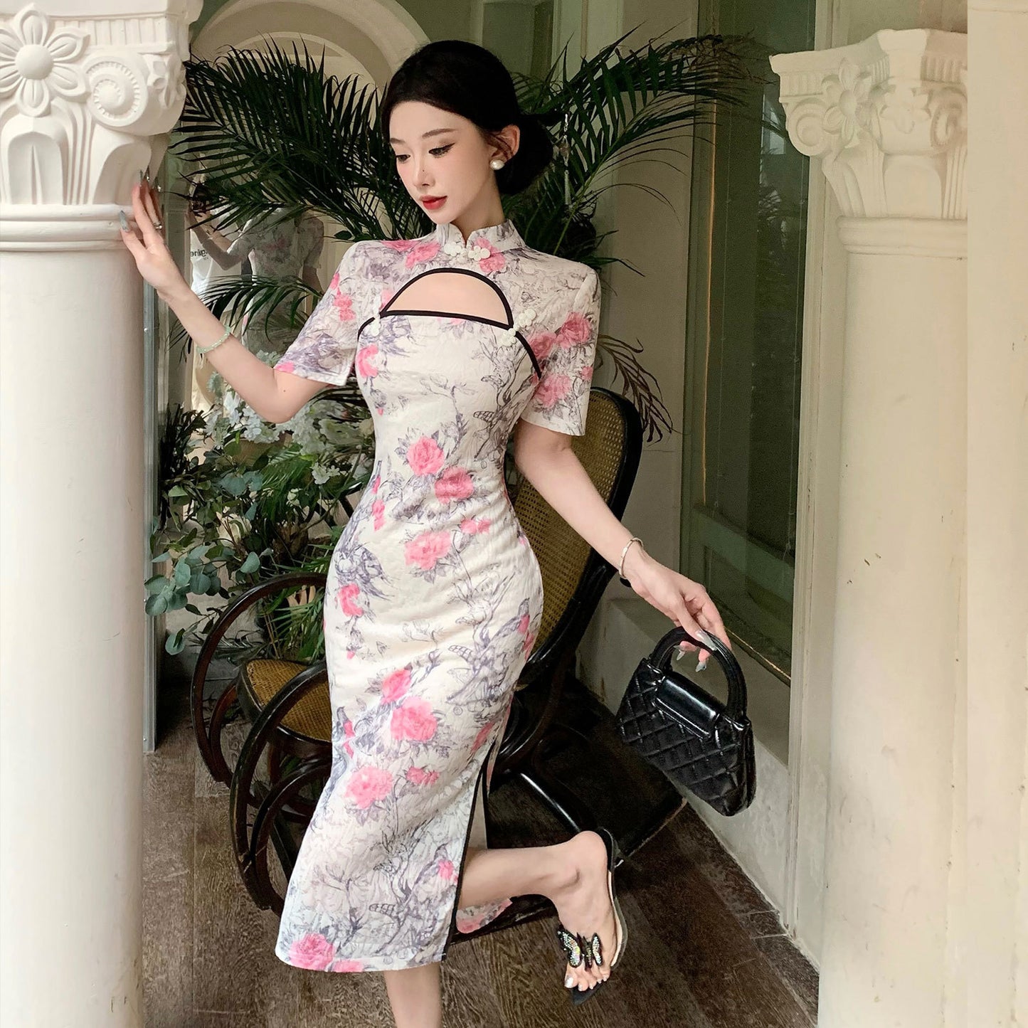 Hollow print socialite women's clothing 2025 new Chinese-style young modified cheongsam sexy split temperament dress