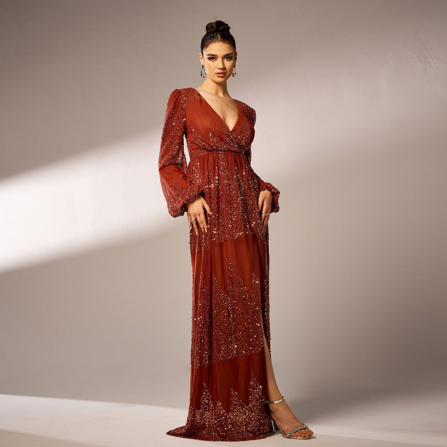 2025 high-end long-sleeved temperament V-neck sexy long sequined banquet evening dress bridesmaid dress women