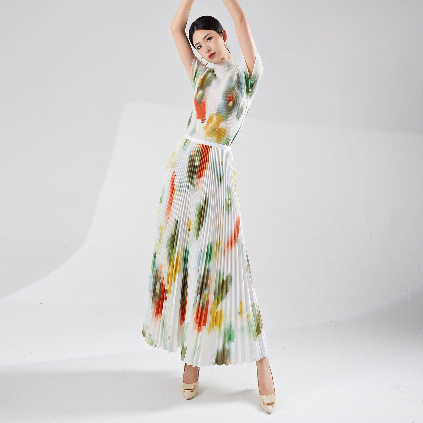 2025 Printed Set Skirt Women's Spring and Summer Cross-pleated Printed Short Sleeve T-Shirt Elastic Drop Skirt Two-piece Set