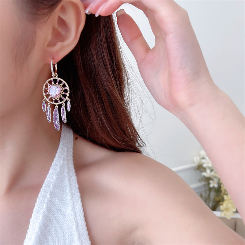 2025 Dongdaemun Premium Sense Heavy Industry Earrings Women's Cold Wind Earrings Love Zircon Inlaid Retro Feather Fringed Ear Buckle