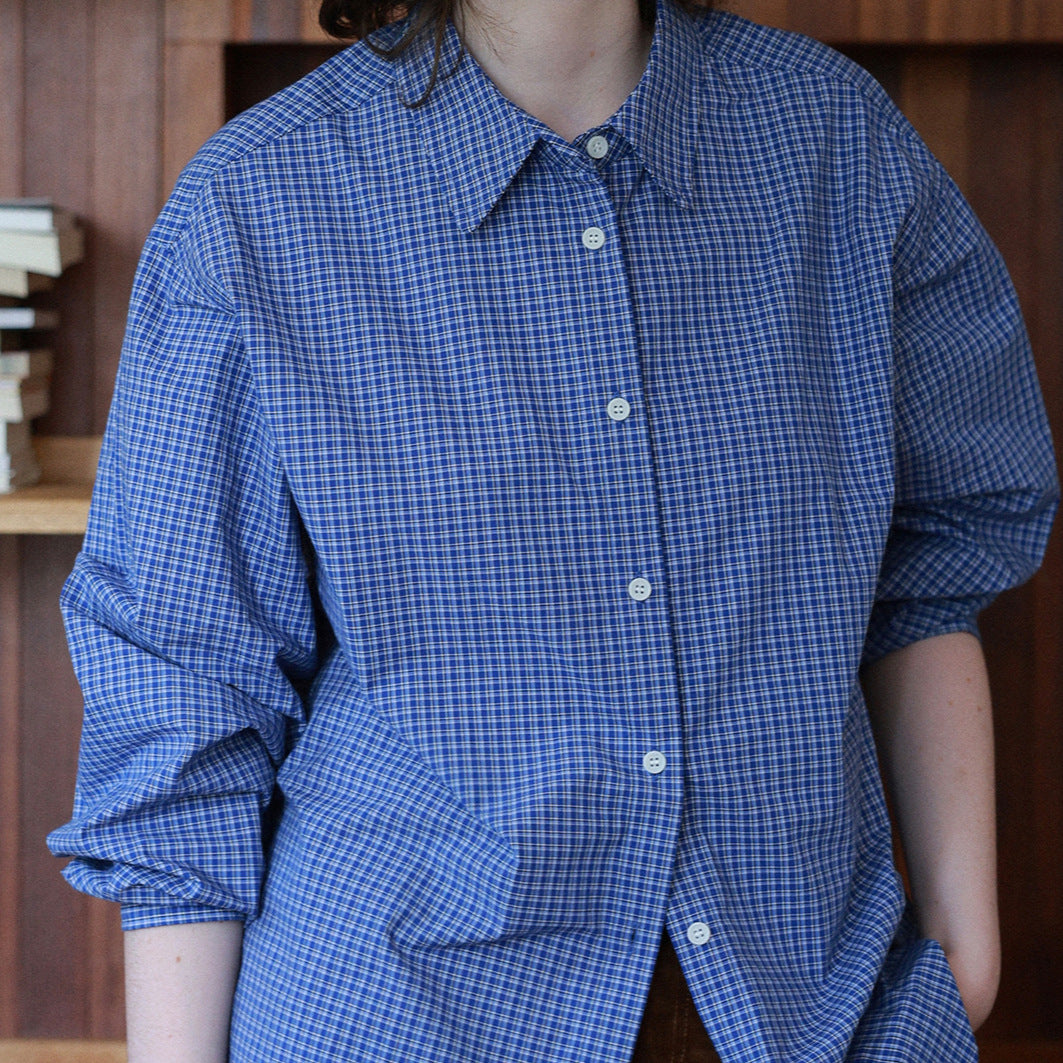 2025 Classic Retro Two-Color Blue Checkered Simple Autumn Long Sleeve Shirt