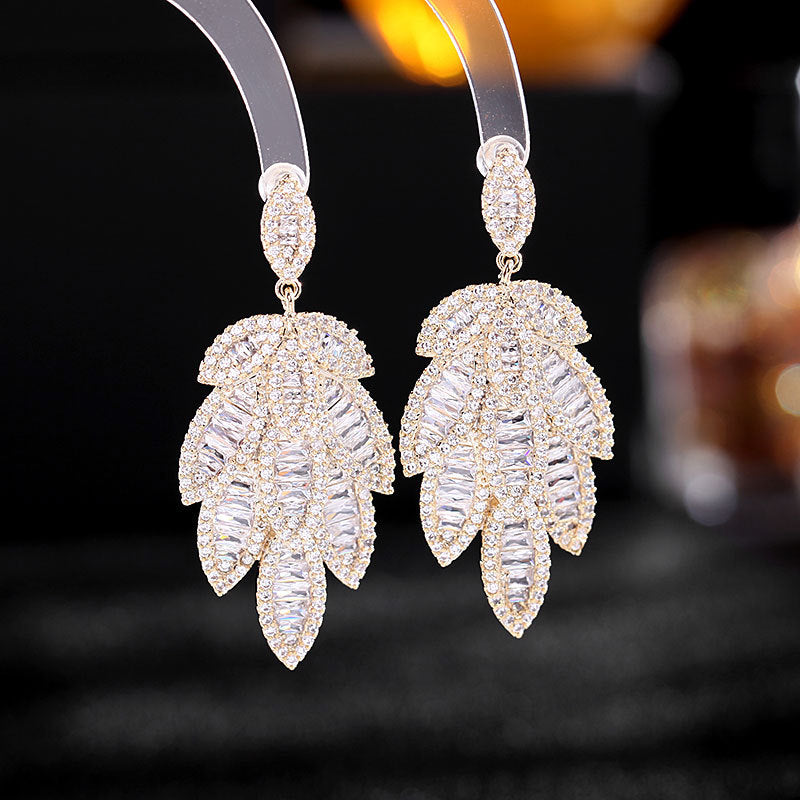 2025 Celebrity temperament light luxury super flash zircon inlaid earrings women's high sense multi-layer leaves exaggerated atmosphere heavy industry earrings