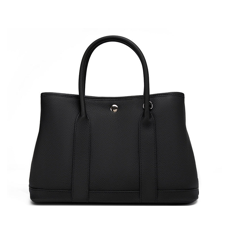 2025 First layer cowhide women's bag new shoulder messenger bag retro versatile portable large bag bucket bag
