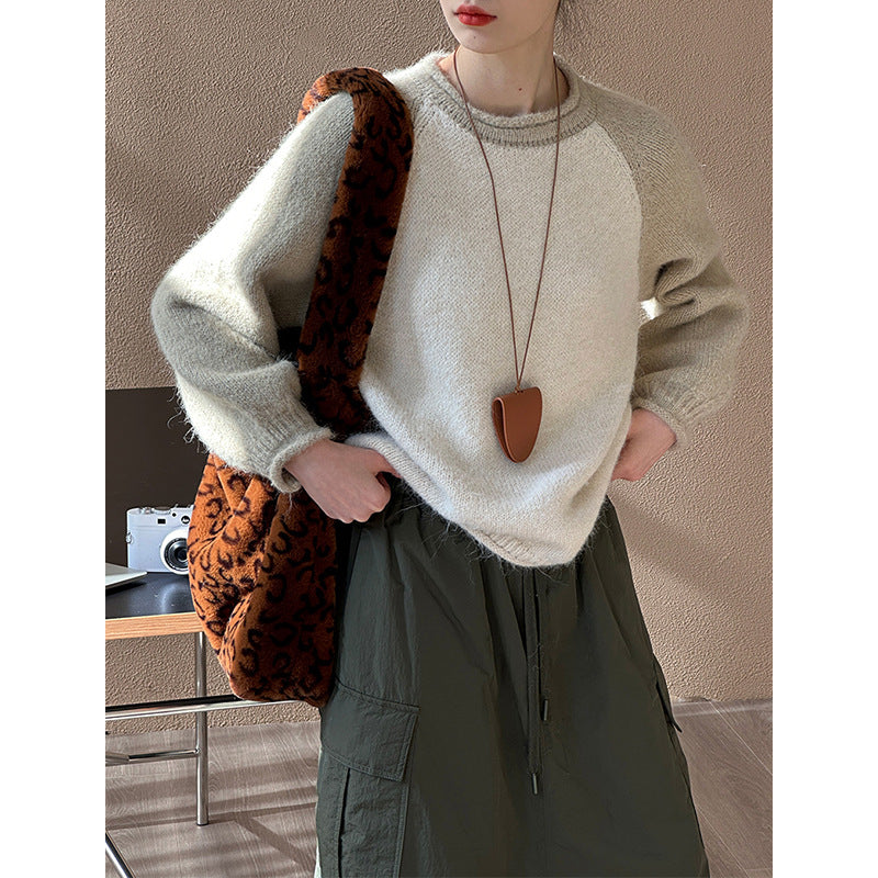 2025 popular autumn and winter new Korean design sense lazy wind round neck shoulder sleeve color matching knitted sweater 2465