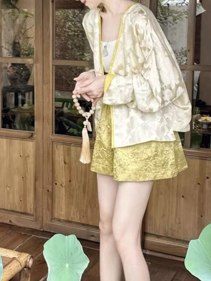 2025 Spot popular new Chinese style yellow button jacket top shorts two-piece set light mature style autumn women's clothing