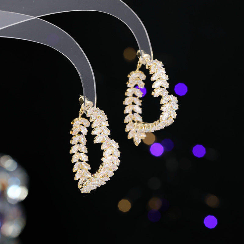 2025 Light luxury front and rear wear high-end super flash zircon earrings, simple and versatile super flash zircon wheat ear heart-shaped earrings for women