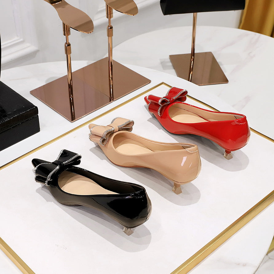 2025 237-H35 Korean version of fashion banquet women's shoes, thin heel, medium heel, shallow mouth, pointed head, patent leather rhinestone bow women's shoes