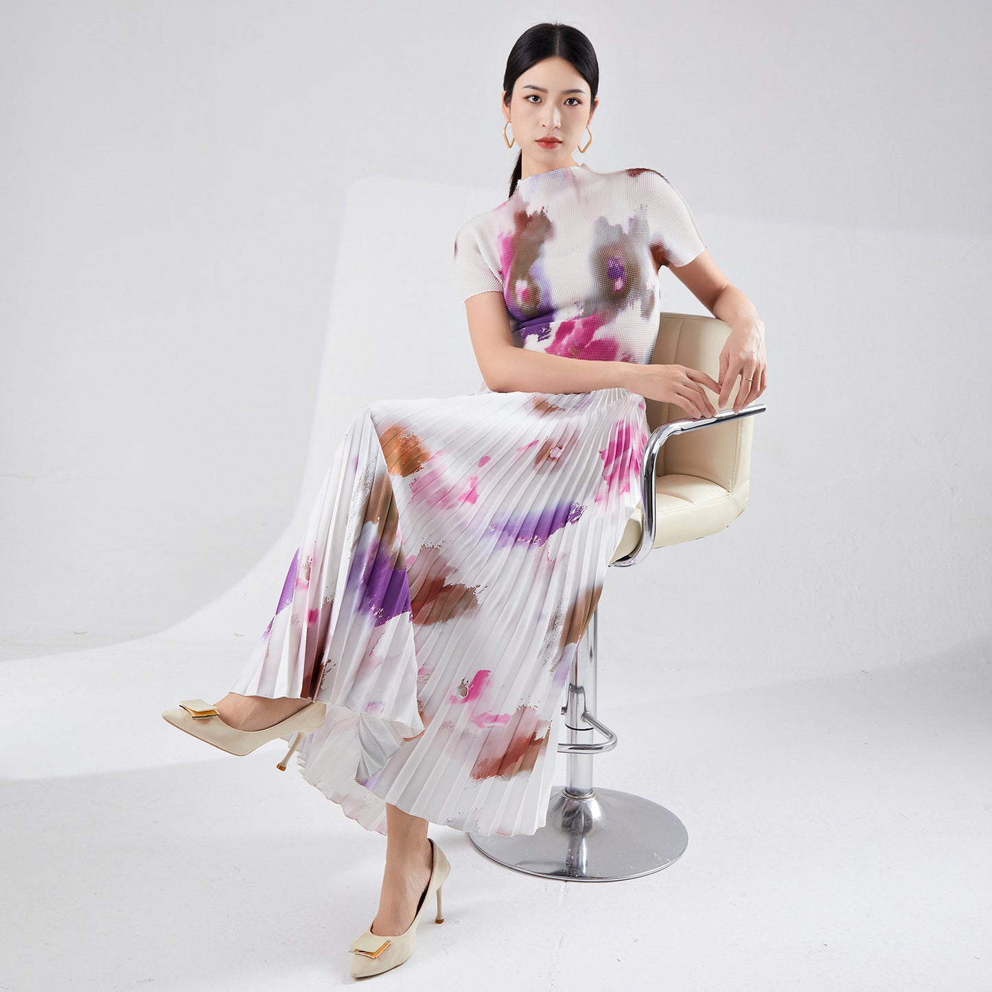 2025 Printed Set Skirt Women's Spring and Summer Cross-pleated Printed Short Sleeve T-Shirt Elastic Drop Skirt Two-piece Set