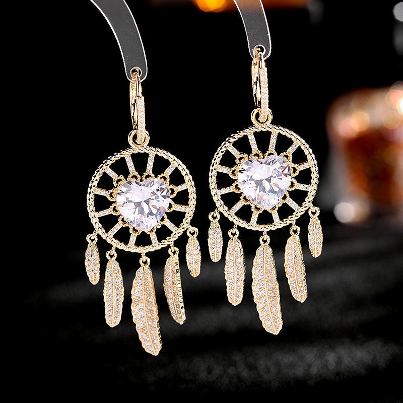 2025 Dongdaemun Premium Sense Heavy Industry Earrings Women's Cold Wind Earrings Love Zircon Inlaid Retro Feather Fringed Ear Buckle