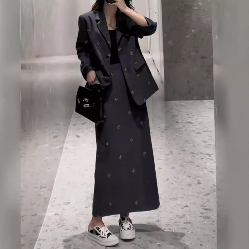 2025 autumn new temperament high-end blazer women's clothing high waist thin skirt top three-piece women's clothing