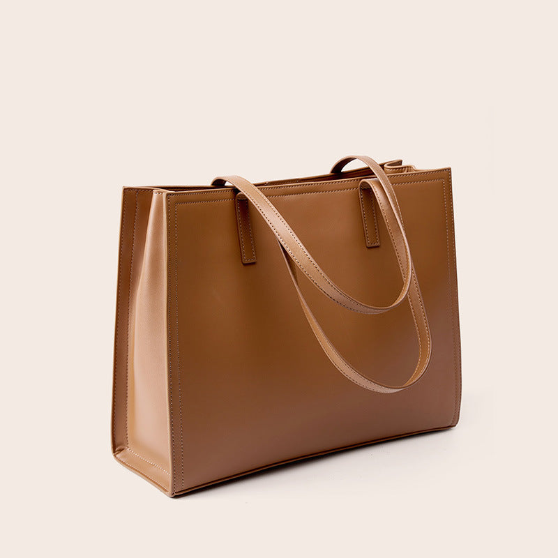 2025 Leather large-capacity tote bag, black cowhide commuter big bag, new briefcase, computer bag