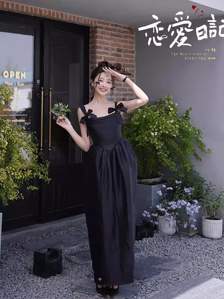 2025 New studio photo theme clothing simple bow small fresh black indoor suspender wedding dress