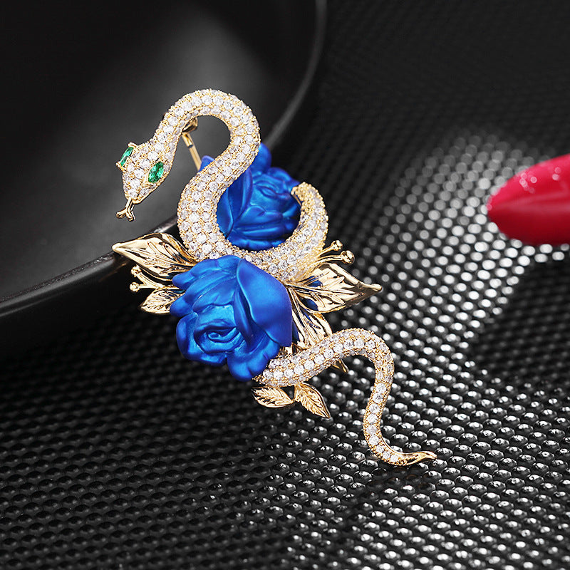 2025 New Guochao Personality Niche Design Sense High-end Luxury Brooch Pin Suit Accessories Rose Snake Brooch