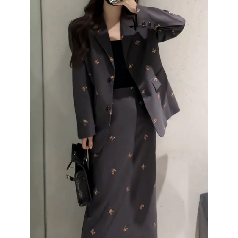 2025 autumn new temperament high-end blazer women's clothing high waist thin skirt top three-piece women's clothing