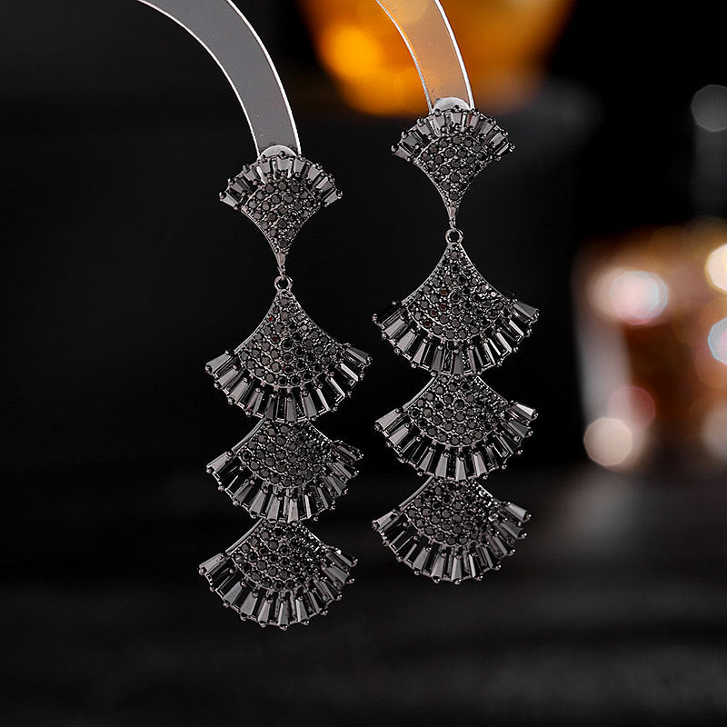 2025 retro temperament court style earrings fashion Internet celebrity hipster earrings long zircon fan earrings