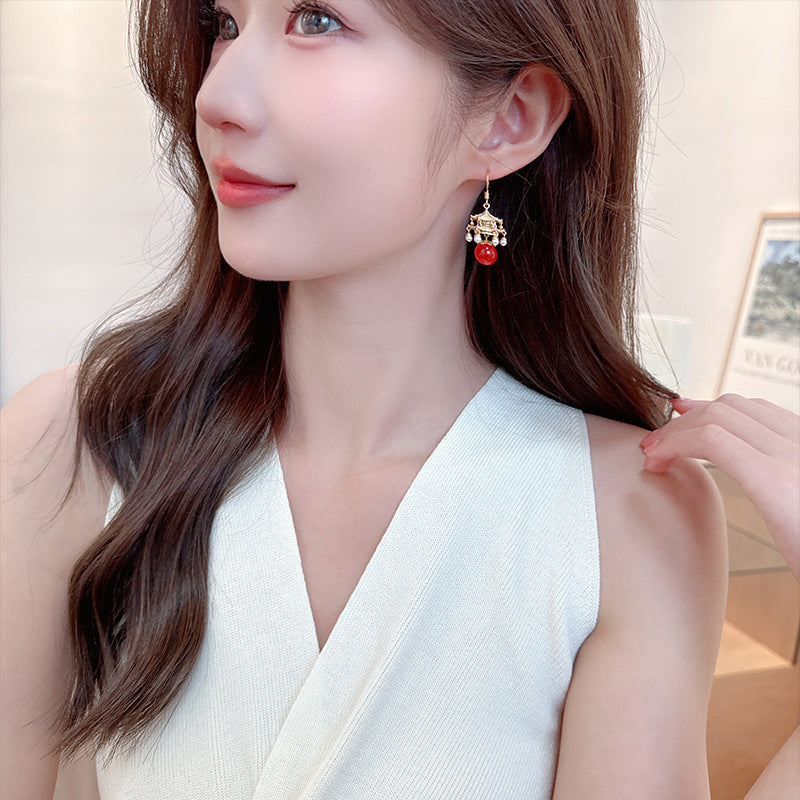 2025 New high-end agate pearl fringed antique earrings New Chinese high-end pavilion palace lamp court style earrings