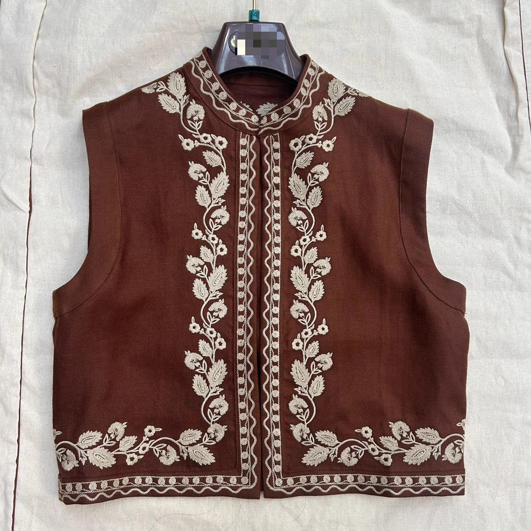 2025 popular summer new exquisite embroidered imitation linen vest elastic waist shorts set summer breath versatile casual