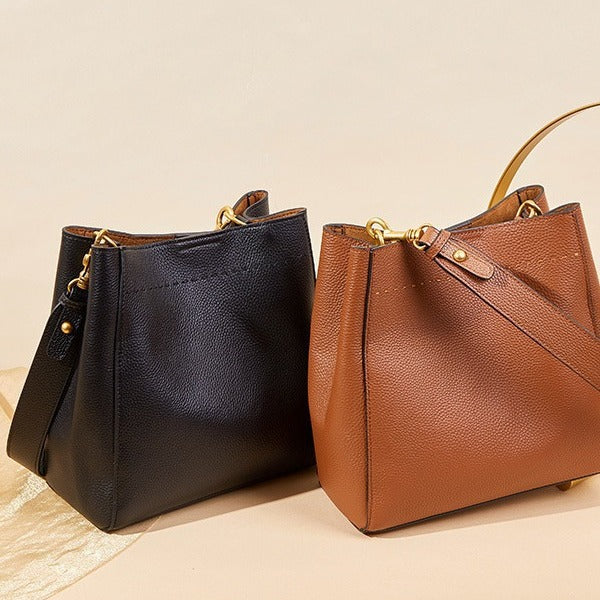 2025 Autumn and winter women's bags 2021 new fashionable retro leather large-capacity bucket bags versatile shoulder messenger bags