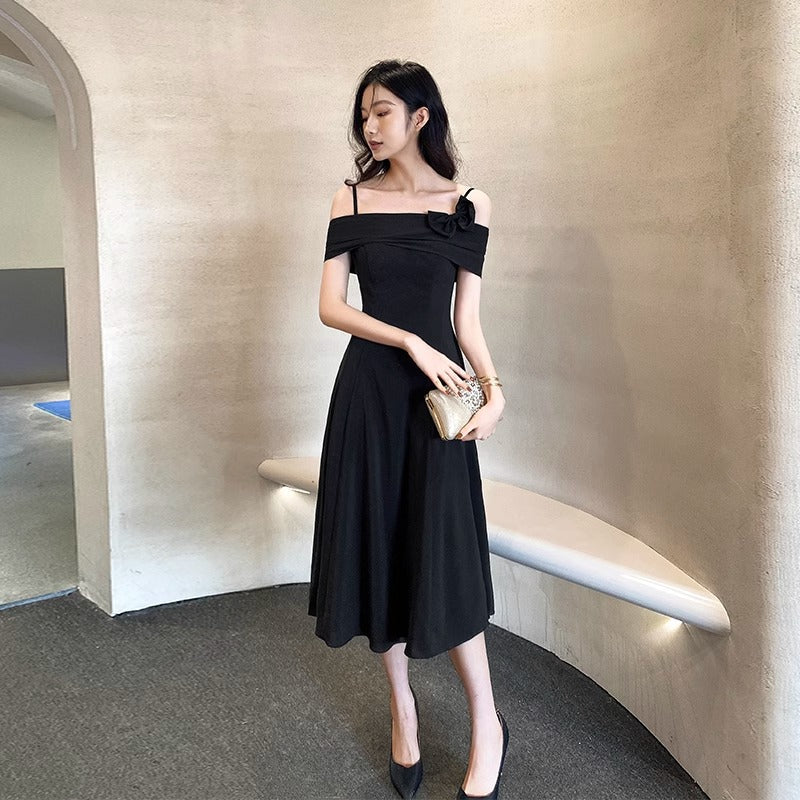 2025 Small black evening dress new light luxury niche high-end daily dress for women in autumn can be worn in spring