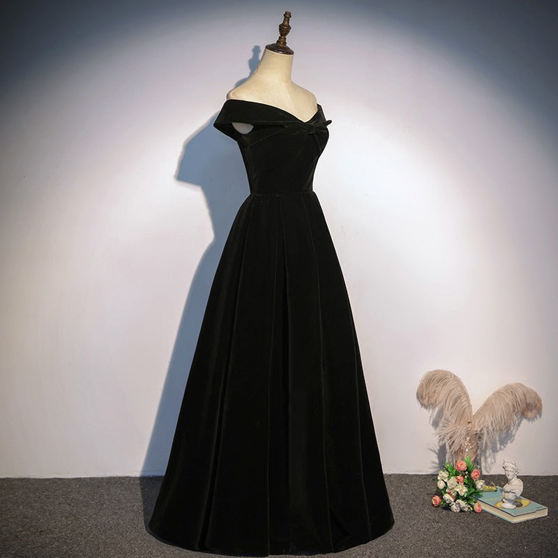 2025 Black evening dress women's new spring annual meeting host atmosphere high-end banquet temperament one-word shoulder long