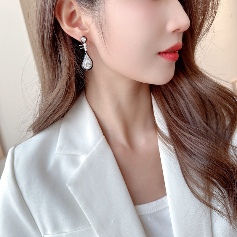 2025 Guochao new Chinese high-end earrings wholesale retro Chinese style Hanfu cheongsam with design pipa earrings