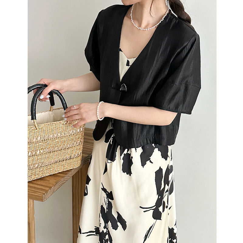 2025 , Korean loose cardigan with women's popular summer retro commuter temperament short top 2093