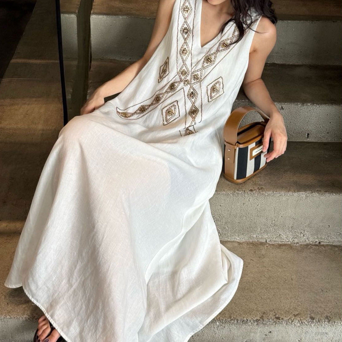 Designer Tencel linen retro national heavy industry special machine bead embroidery dress