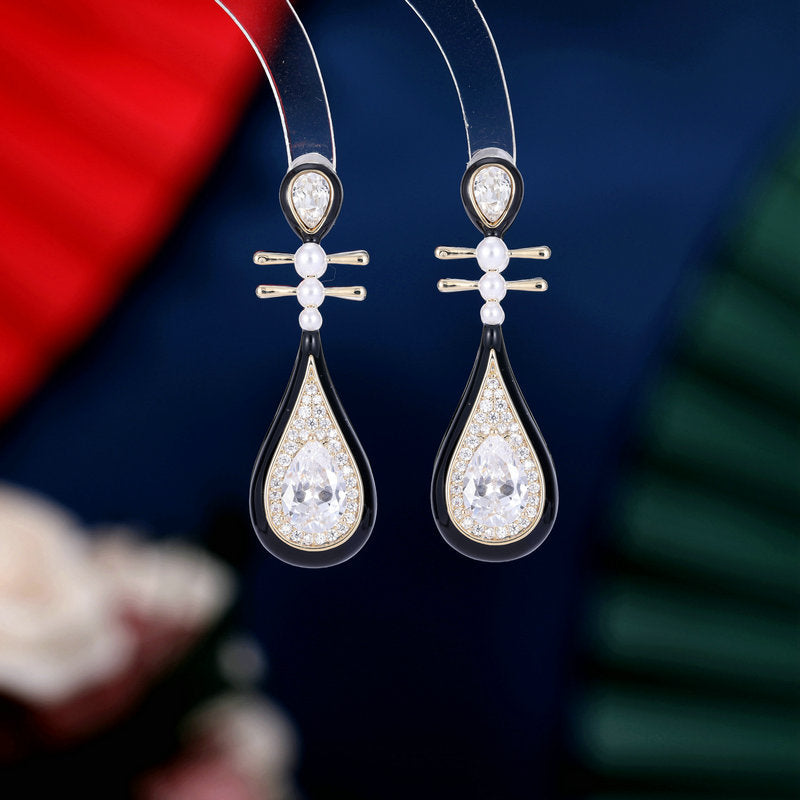 2025 Guochao new Chinese high-end earrings wholesale retro Chinese style Hanfu cheongsam with design pipa earrings