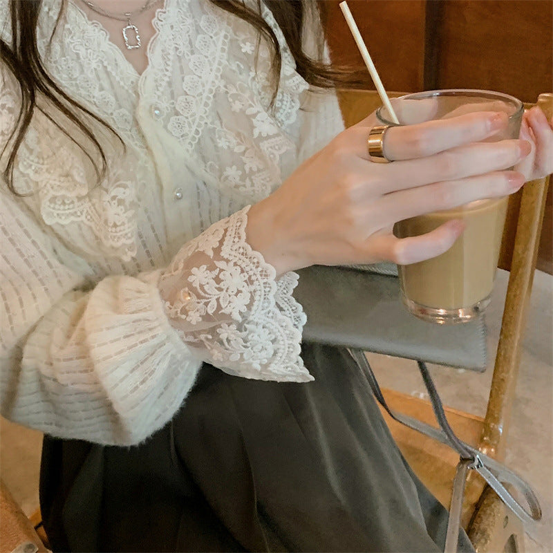 Early spring 2025 new feeling Popularan shirt chic and beautiful top lace inner shirt women
