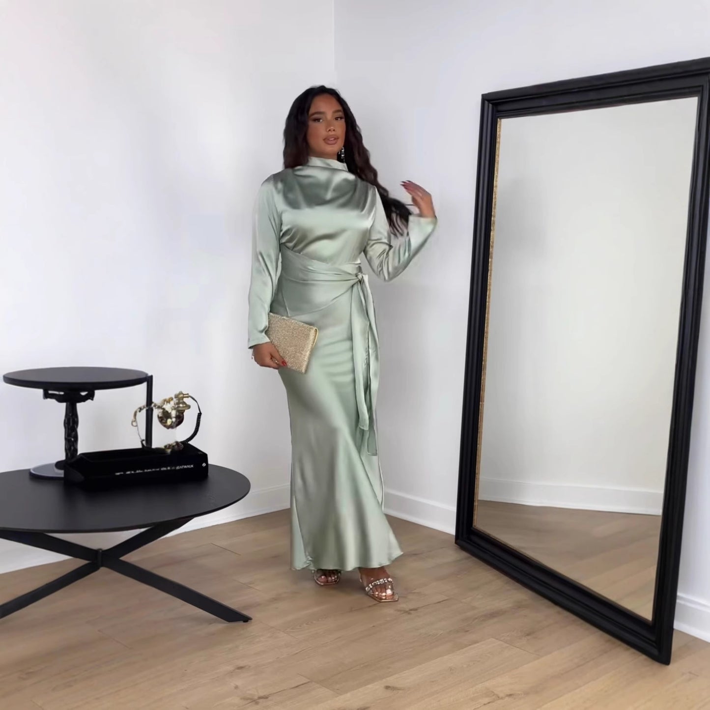 2025 popular autumn and winter new New Popular trade women's clothing independent station ebay Middle East hip-wrapped satin evening dress