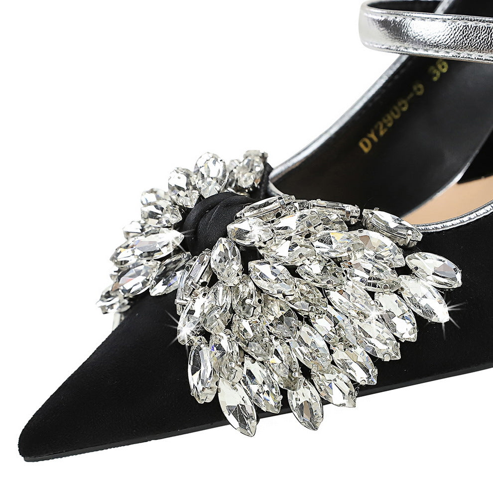 2025 2905-H72 Korean version of light luxury pointed wedge heel with rhinestone bow decoration contrasting color design high heel single shoes