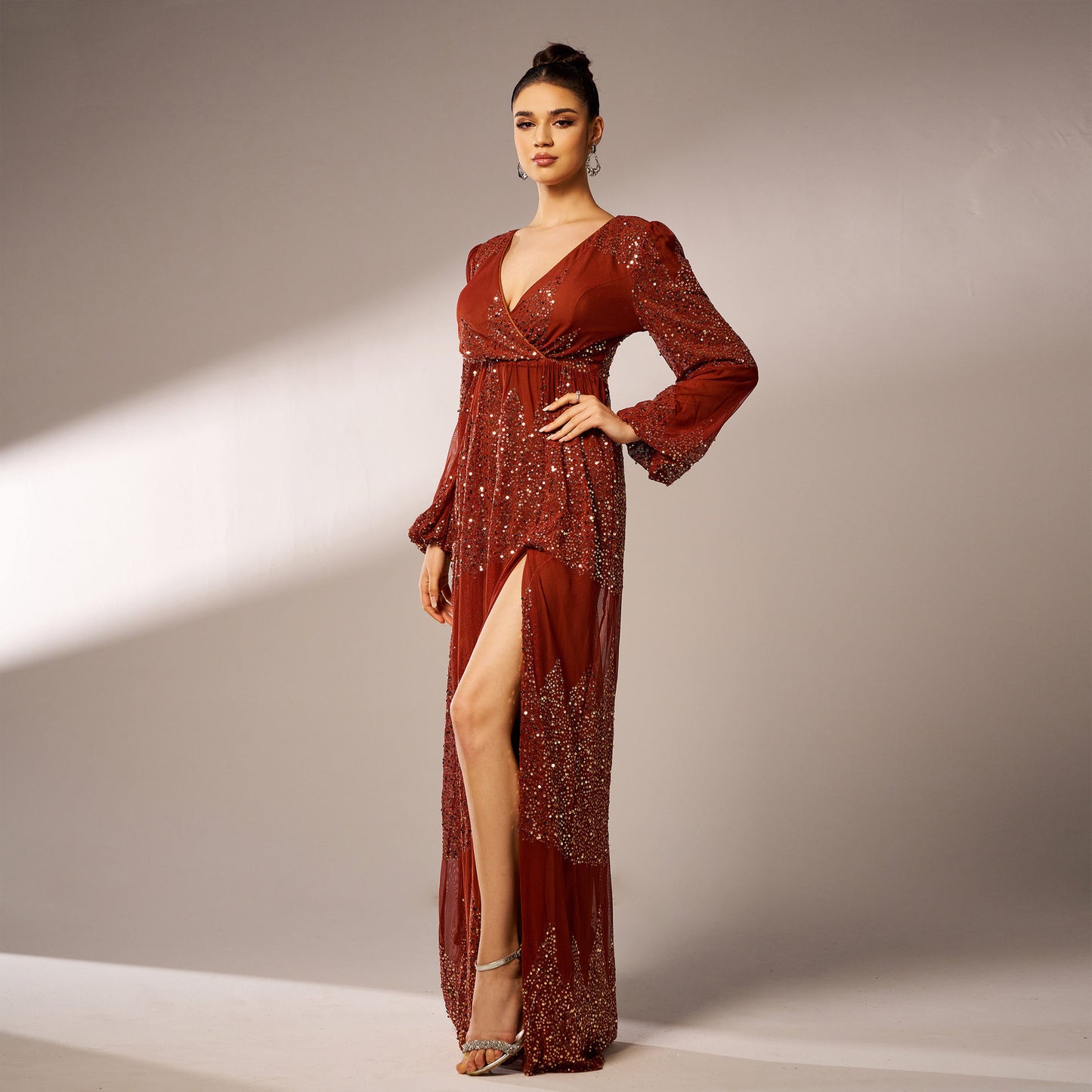 2025 high-end long-sleeved temperament V-neck sexy long sequined banquet evening dress bridesmaid dress women
