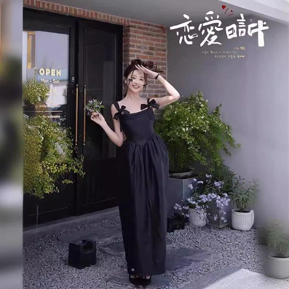 2025 New studio photo theme clothing simple bow small fresh black indoor suspender wedding dress