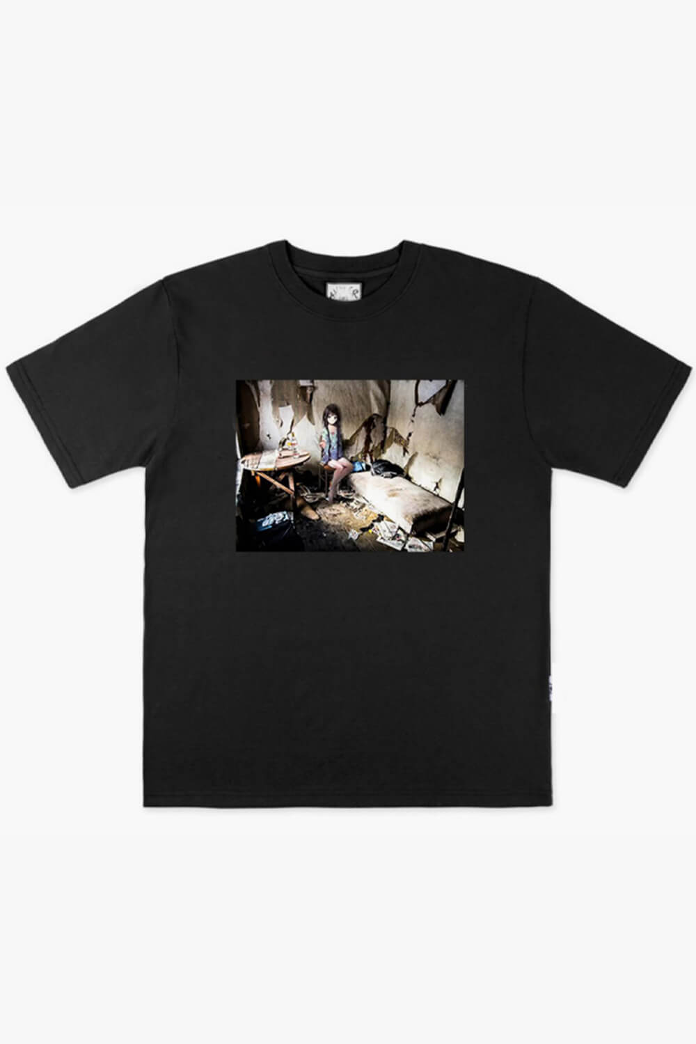 benpaolv Dullcore Anime Aesthetic T-Shirt Abandoned Room