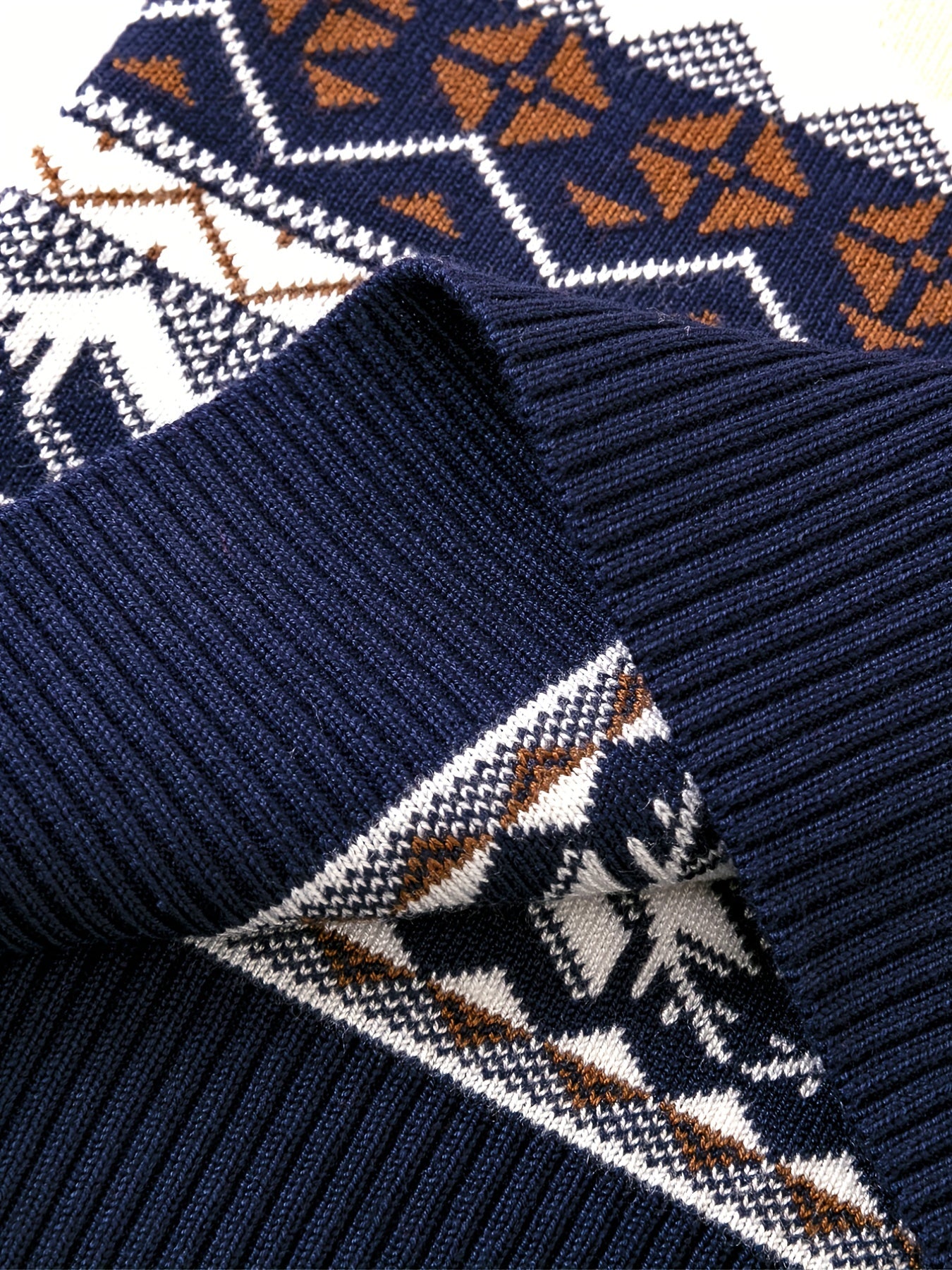 Cozy Cartoon Deer Graphic Print Boy's Sweater - Pullover - Soft Knit, Winter/Spring/Autumn Wear, Christmas Gift Idea, Vibrant Colors, Long Sleeves, Crew Neck