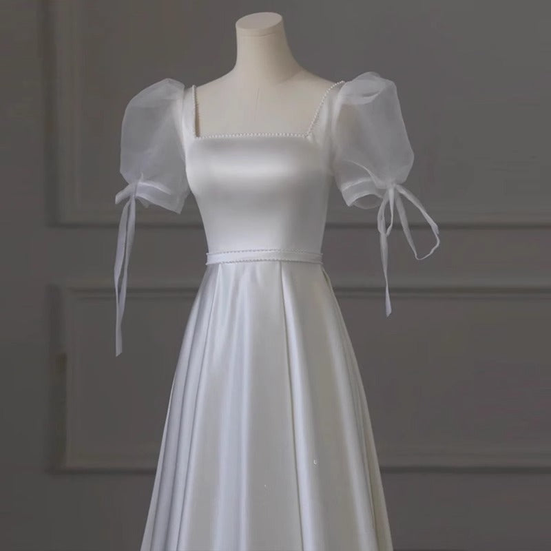 2025 light wedding dress bride Mori simple satin go out yarn certificate white engagement dress dress small man